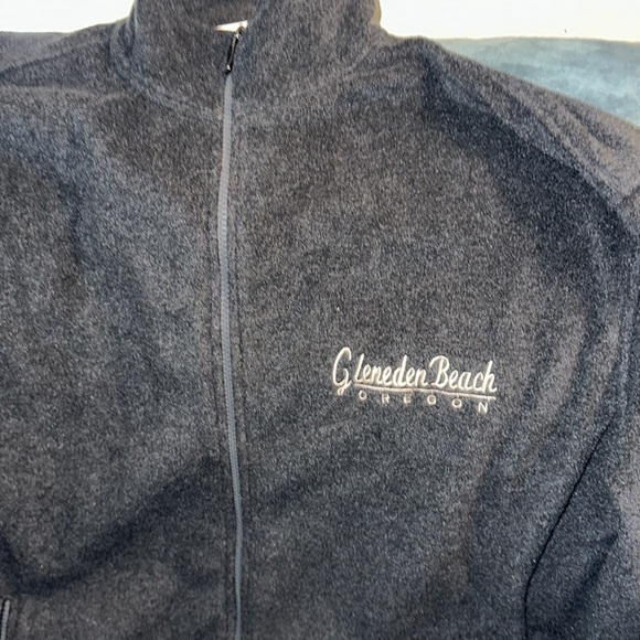Cheneral the original XL Gleneden Beach Oregon dark grey full zip fleece jacket - Picture 2 of 4